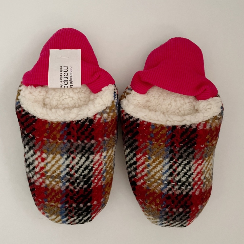 Merippa Japanese house shoes/slippers in Maru Plaid pink